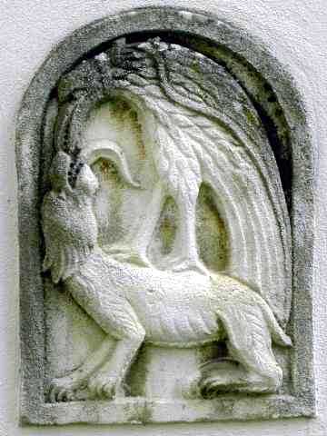 Relief-rechts.jpg