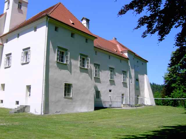 Schloss-Suedansicht.jpg
